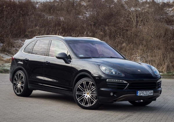 Porsche Cayenne cena 115900 przebieg: 189000, rok produkcji 2014 z Głogów małe 781